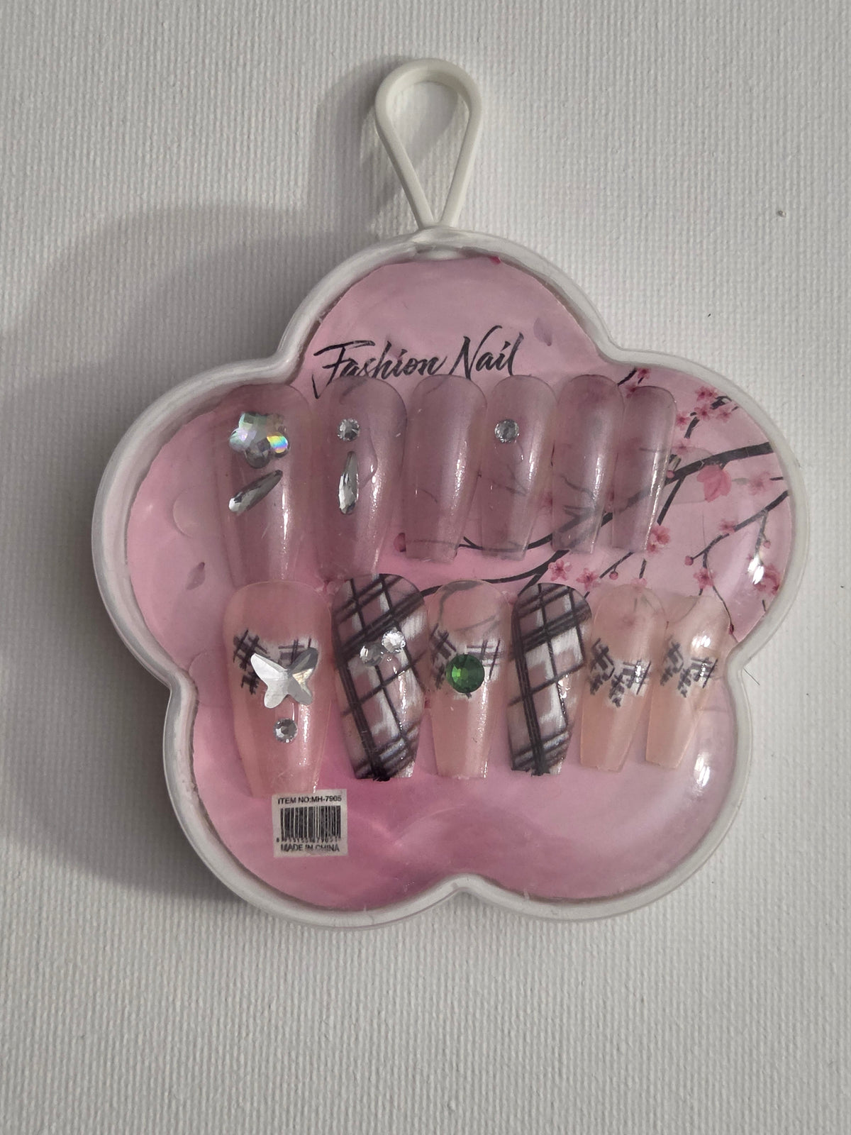 Fashion Nail press-on set - nude butterfly dots design