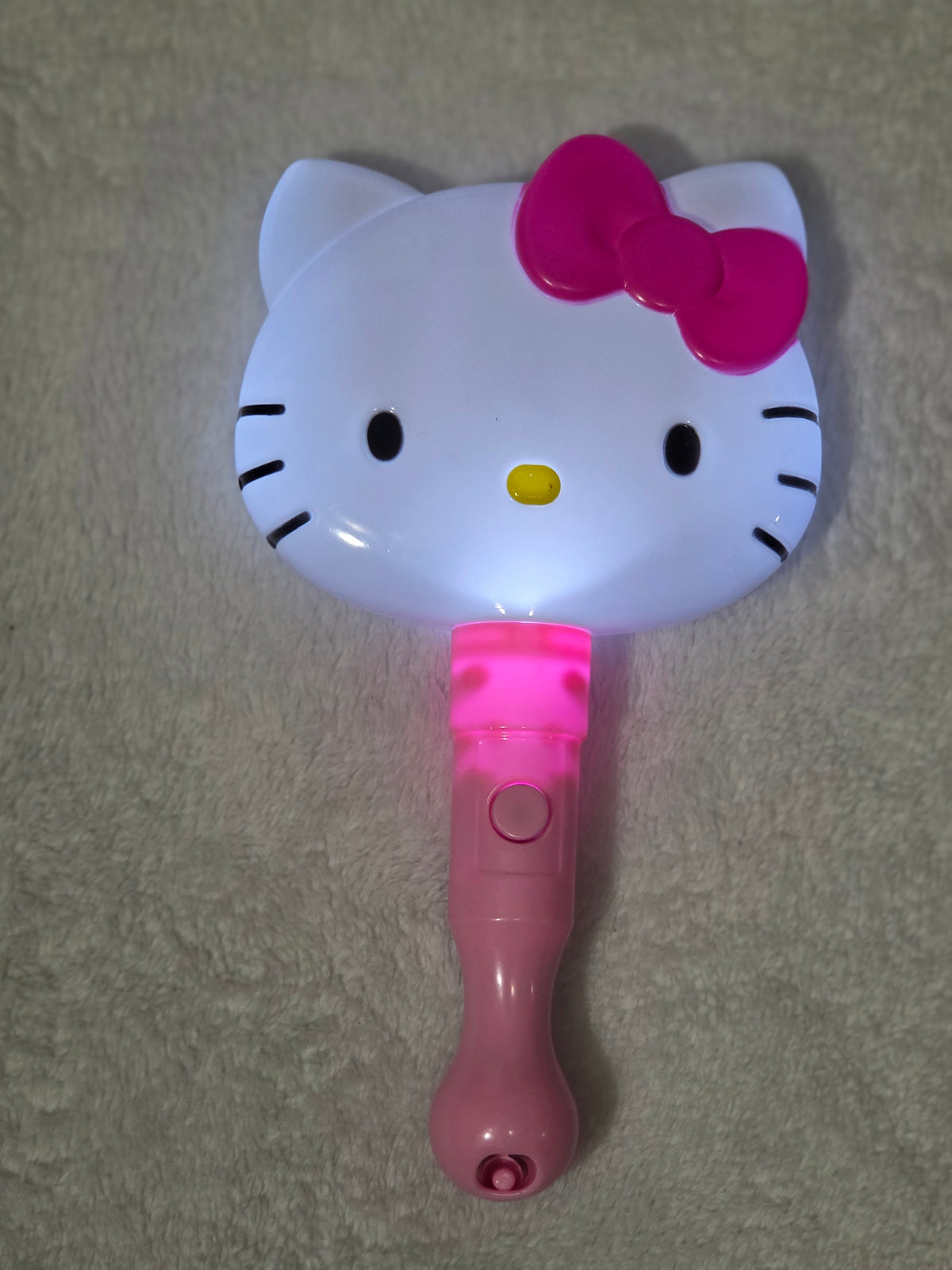 Sanrio Hello Kitty LED Light-Up Mirror — front face view